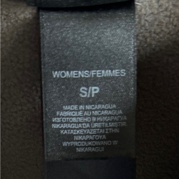 *NEW* - NORTH FACE "WOMEN'S' NEVER STOP EXPLORING JACKET (SMALL) - Picture 13 of 13